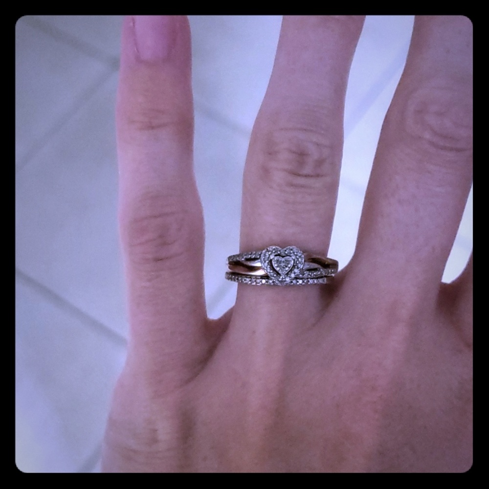 Engagement set